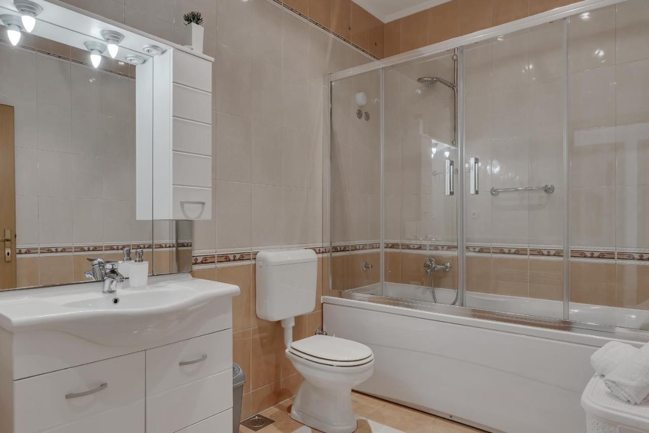 Apartman Sara Baška Voda Exteriör bild